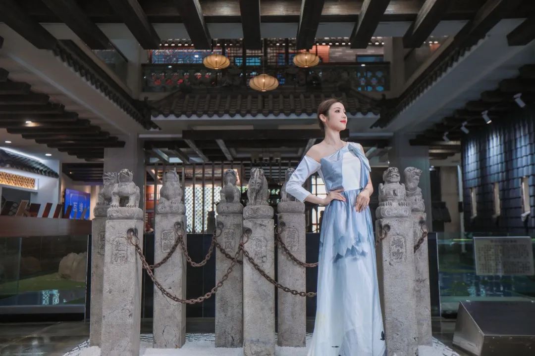 �Ų�����԰������ש���Ļ��������������޽����