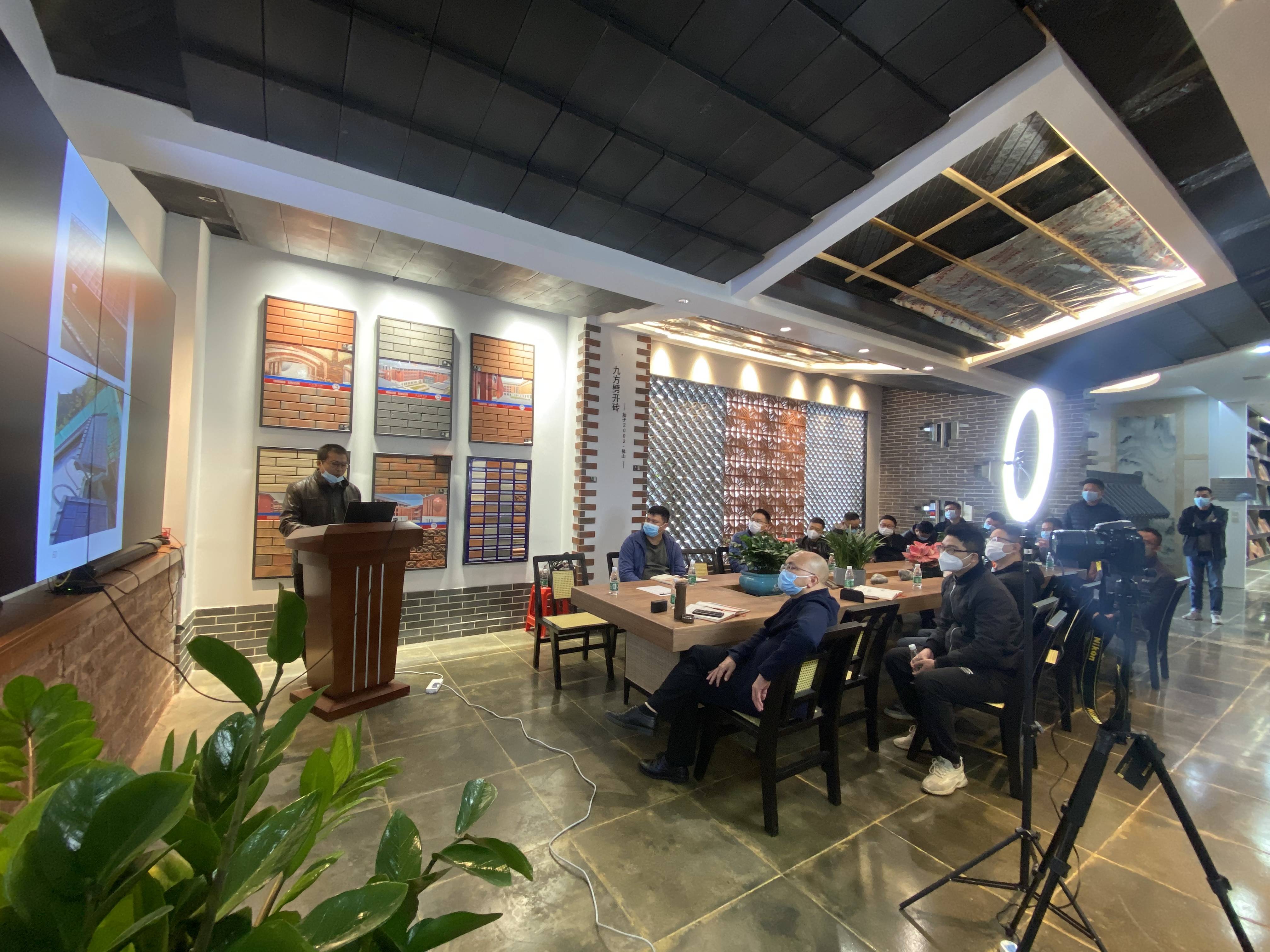 �Ų���ժҪ2022��35��